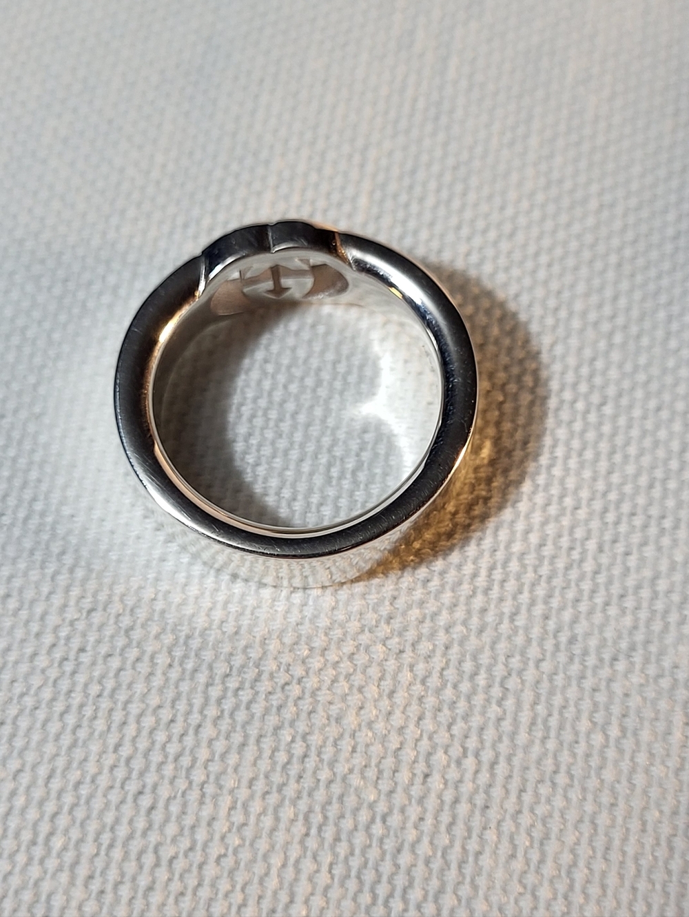 Gucci Silver Interlocking G Ring with Box. #110 - Picture 6 of 8